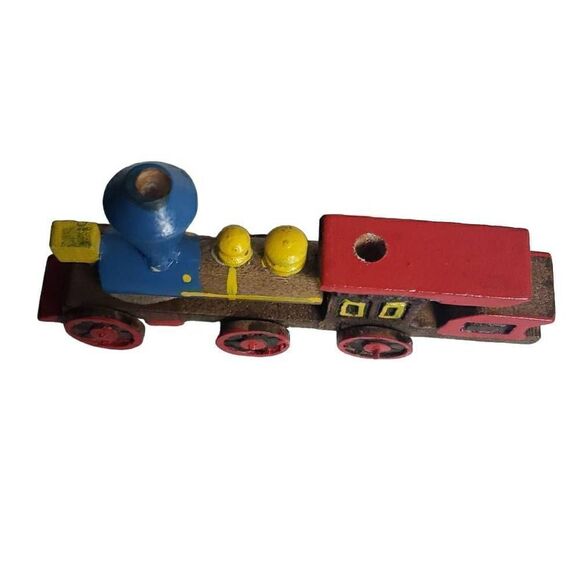 Vintage 1950s Toy Train Candle Holders - Picture 13 of 16